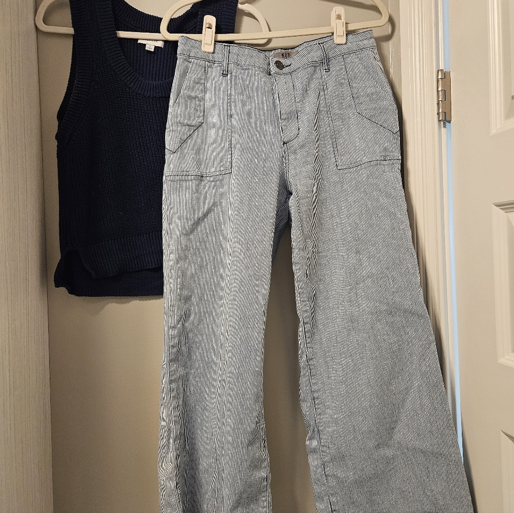 Kut from the Kloth Striped Denim Pants and Evereve Sleeveless Tank Sweater